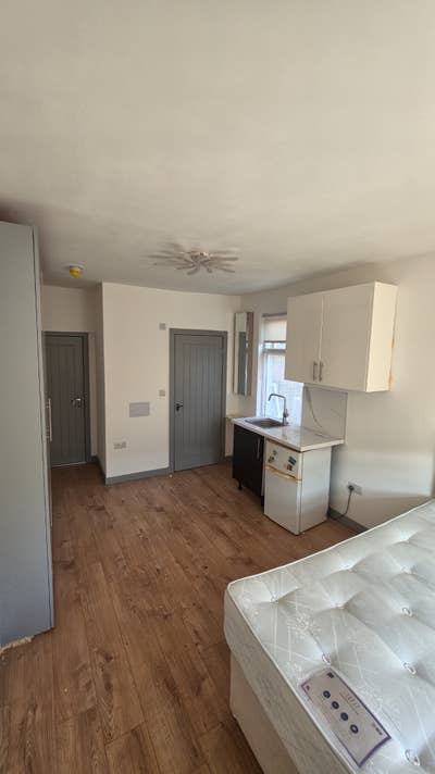 Dream En-Suite in Kilburn  Main Photo