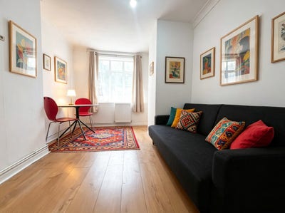 Spacious one-bedroom lower ground flat N7 Main Photo