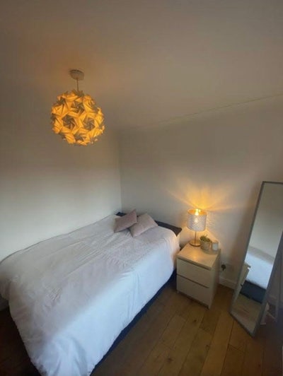 Double room in Clapham North  Main Photo