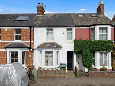 Friendly student house in St Clements - 1 room! Main Photo