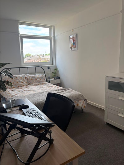 Columbia Road- Double Bedroom🍃 Main Photo