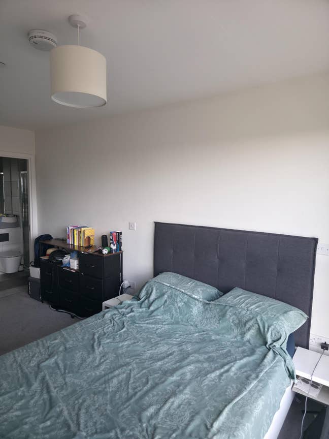 Short term let in NW London near North Acton Main Photo