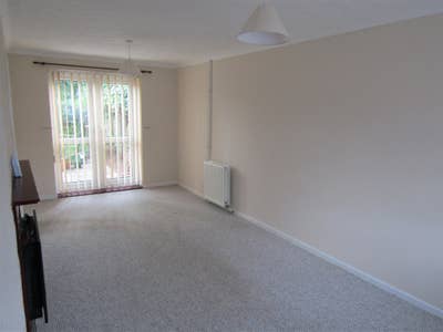 2 Bed House in Great Location ⭐ Main Photo
