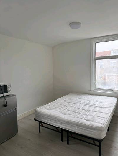 Ensuite for rent Main Photo