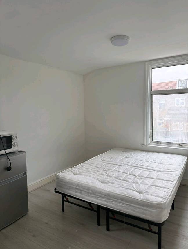 Ensuite for rent Main Photo