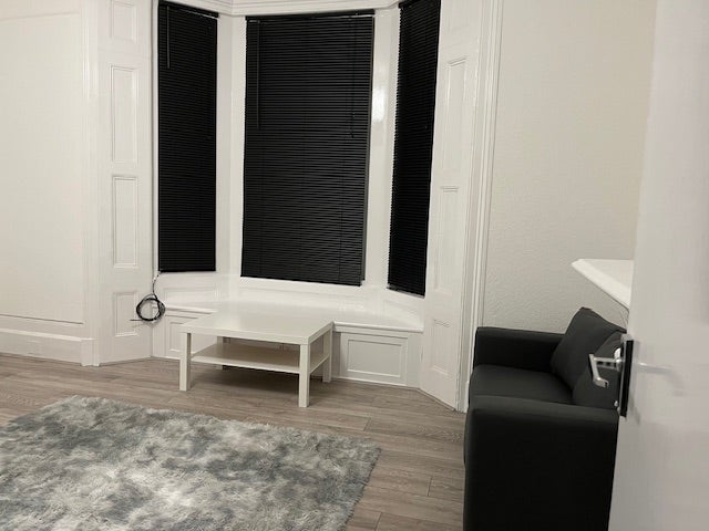 No Deposit; Bills Included Lovely 1 Bed Flat Main Photo