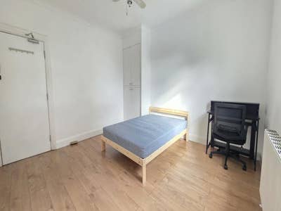 House-Share, All Bills Included, Double-room Main Photo