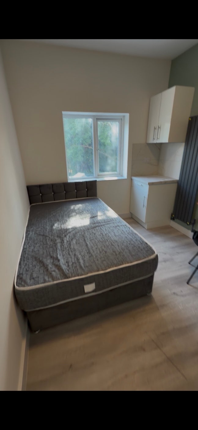 ✅Beautiful Ensuite rooms available this month✅  Main Photo