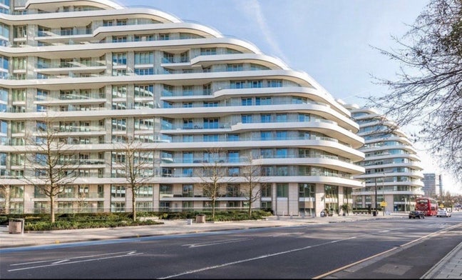 Great room in development - Battersea Pwr stn/Park Main Photo