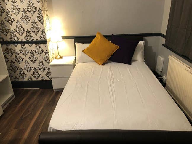 NO DEPOSIT!! - Cosy room to rent  Main Photo