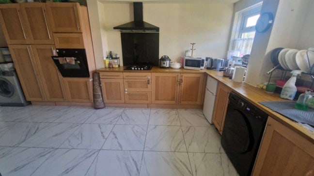 Large double room Main Photo