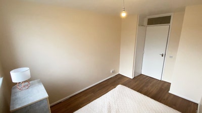 5 rooms available in a 6 bedroom house bermondsey  Main Photo