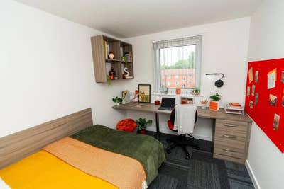 Tramways Salford double Ensuite Room – &pound;166/week  Main Photo
