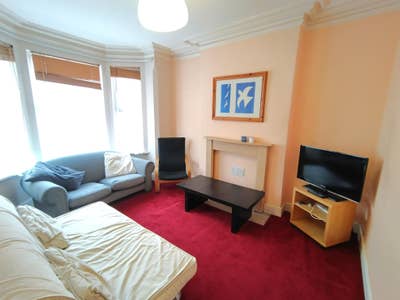 Double rooms in spacious house - Forest Fields Main Photo