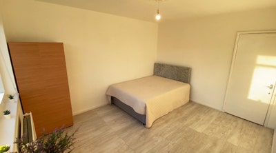3 Large Rooms in 3Bed Flat – 1st Sept | Bermondsey Main Photo