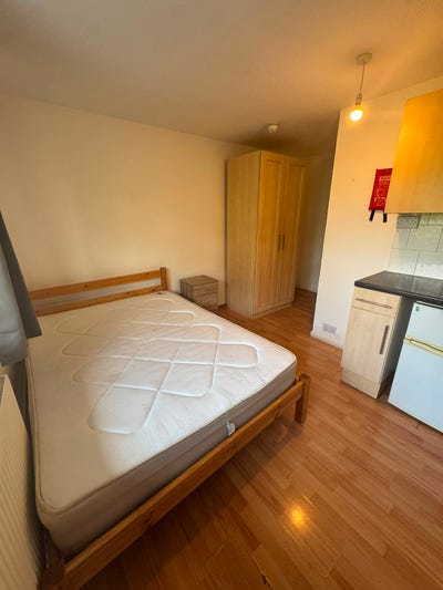 Studio Room Available  Main Photo