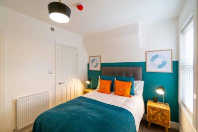 A Spacious Double Ensuite Room Available  Main Photo