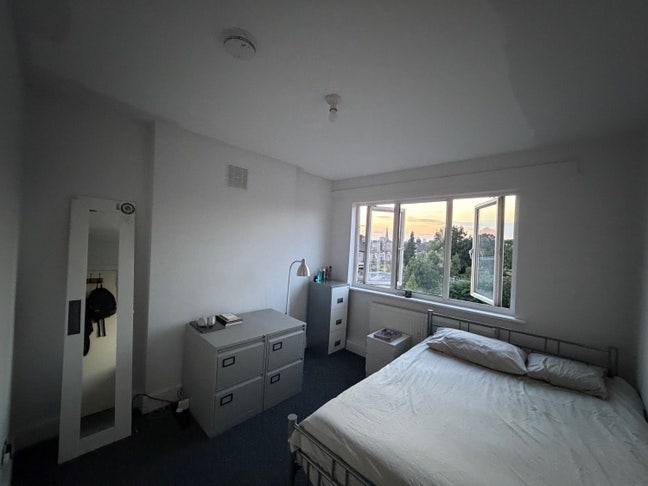 Room Sublet in Lea Bridge (from 7th August) Main Photo