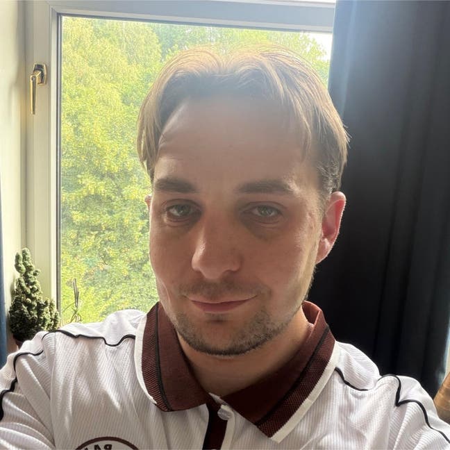 34yo professional seeking room in central(ish) Edi Main Photo