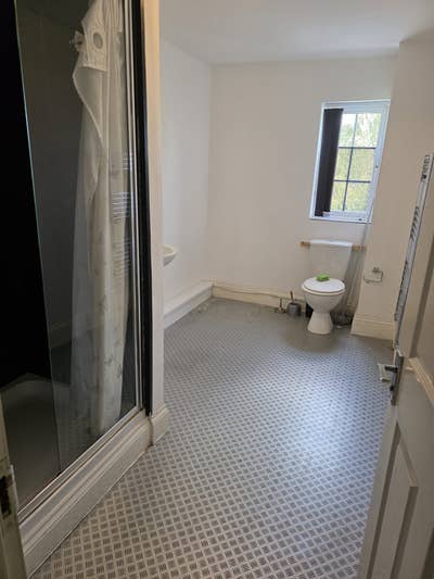2 double rooms to rent Main Photo