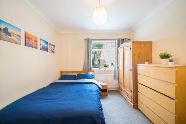 ✨Beautiful Rooms in Five Ways Coming up Available✨ Main Photo