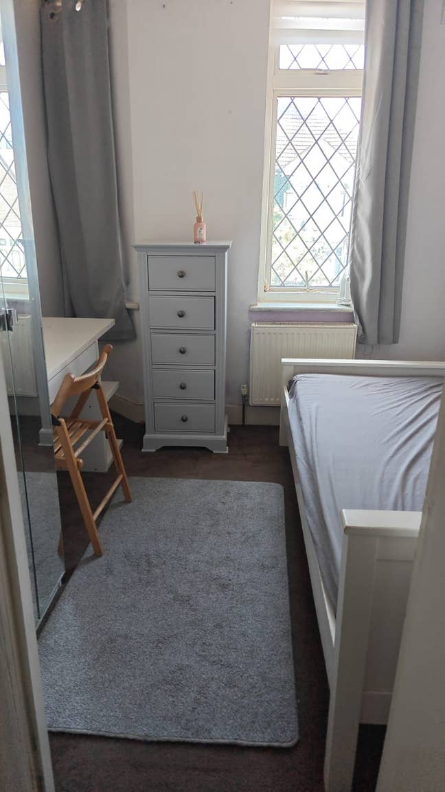 Double Room to Let – Romford RM7  Main Photo