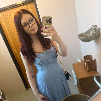 Student Female seeks a single or double room Main Photo