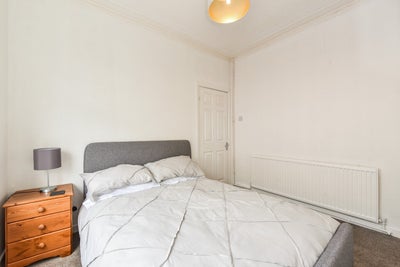 Room available - 3 bed house in Roath  Main Photo