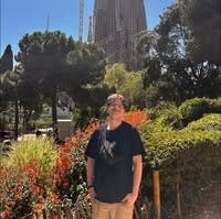 Masters Graduate looking for flat Main Photo