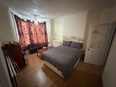 Double En-Suite Room, Near Station Main Photo