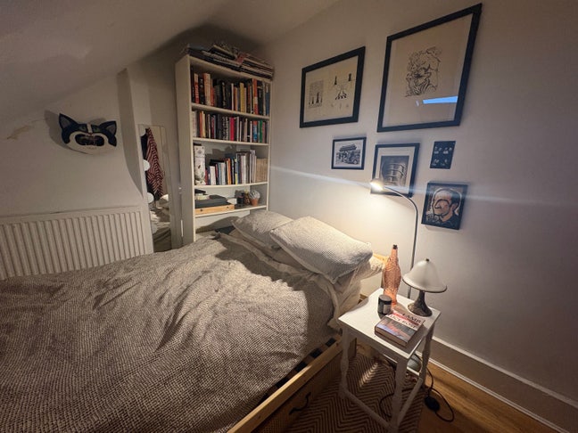 Cosy Room in Dalston Main Photo