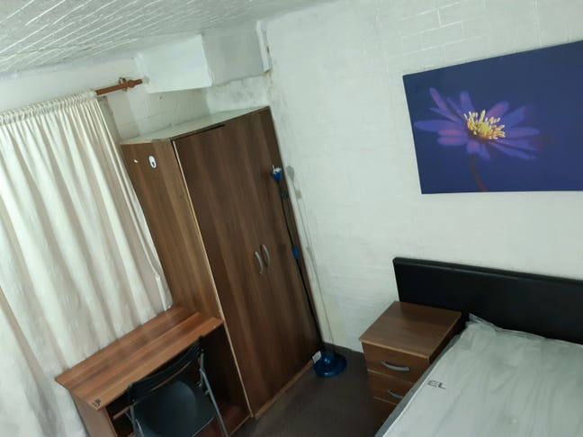 Double room with single bed  Main Photo