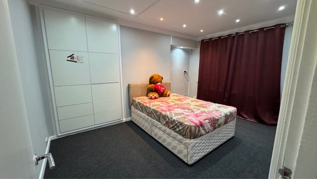 1 single and 1 Massive Double room  Main Photo