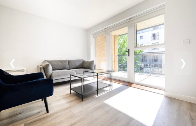 URGENT - Spacious Double Room Ensuite - Nov'26 Main Photo