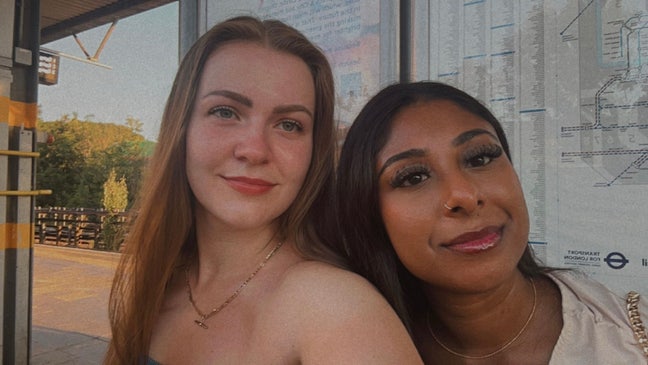 Looking for house share/buddy up Main Photo