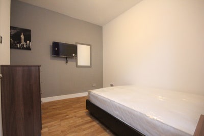 En-Suite Room in Shepherds Bush Opp Westfield Main Photo
