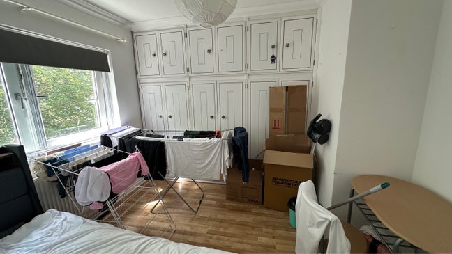 2 rooms for rent  Main Photo
