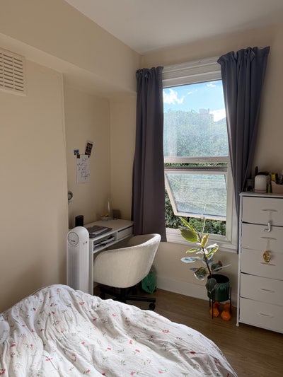 Bright Double Room available in Camberwell ⭐️ Main Photo
