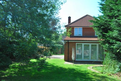 Rooms available on Kent Uni campus (Woodland Way) Main Photo