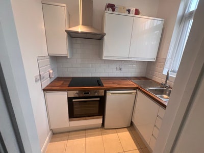 Studio Flat Main Photo