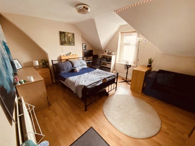 Double Room In Prof House Incl All Bills  Main Photo