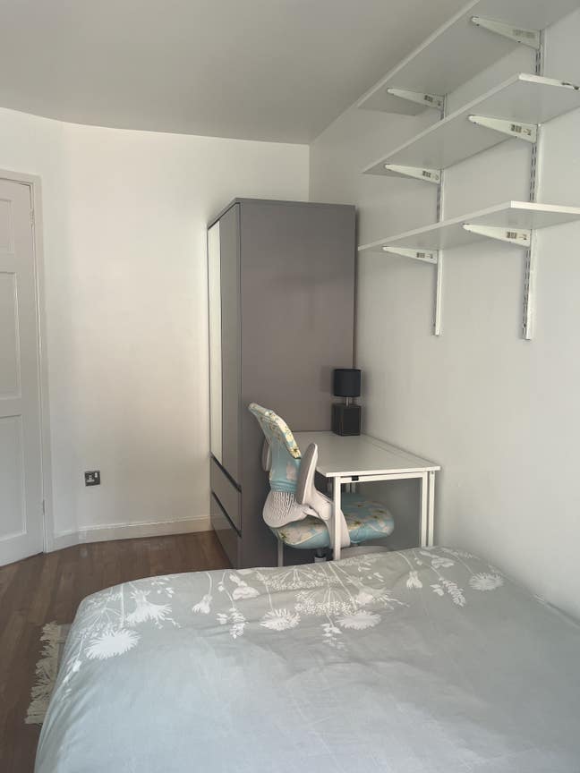 Double room in central Bristol-female preferred Main Photo