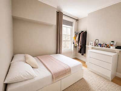 En suite Double furnished room in a clean house Main Photo
