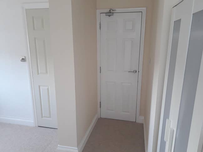 Refurbished double room - quiet house -  Main Photo