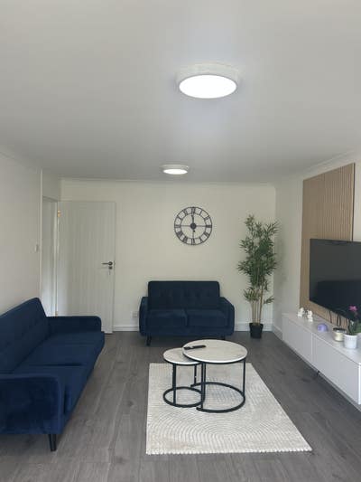Large Double Room | Approx. 5 Mins to Upminster St Main Photo