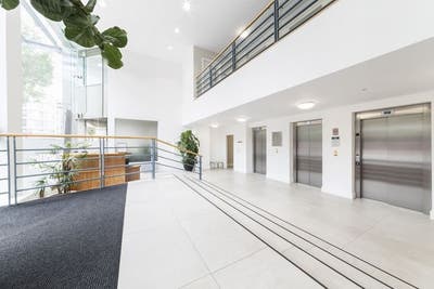 Tryon Apartments, Hounslow, TW3 Main Photo