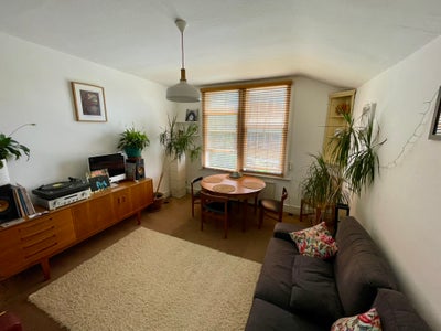 Bright Double Room in Peaceful Crouch End Flat Main Photo