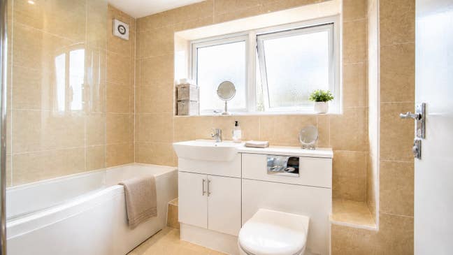 Large Furnished Double Room in Ware Main Photo
