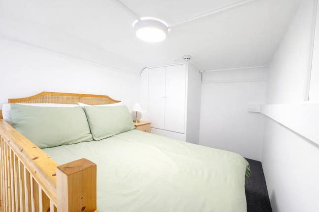 Furnished High Ceiling Mezzanine Ensuites Studio Main Photo
