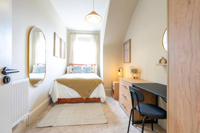 🏡 Newly Refurbished Luxury House Share  😍 Main Photo